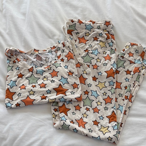 Posh Peanut Other - Posh Peanut Star Print Pajama Set Small Women’s